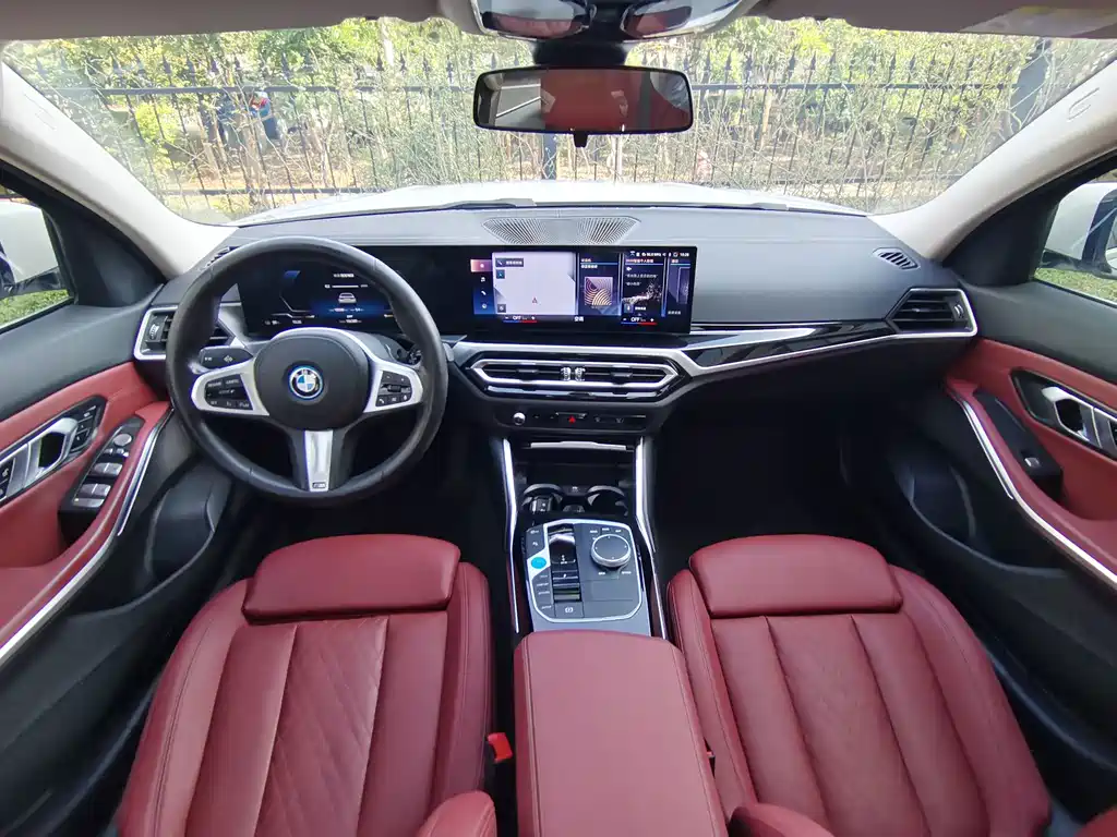 BMW i3 — фото 24
