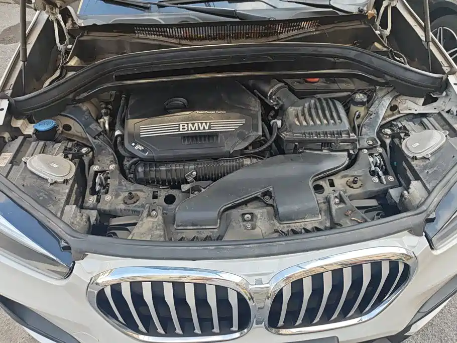 BMW X1 — фото 10
