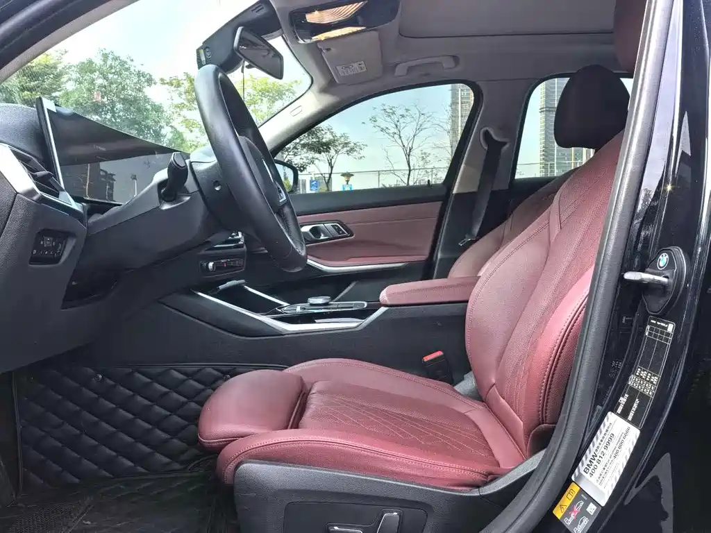 BMW i3 — фото 12