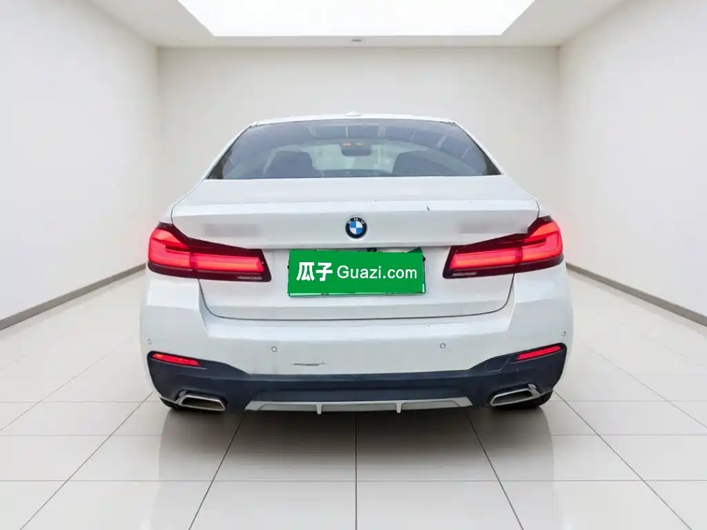 BMW 5 Series New Energy — фото 3