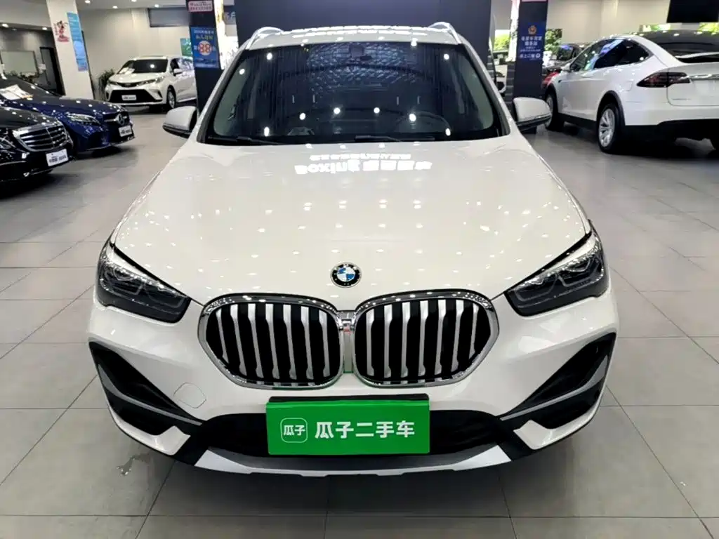 BMW X1 — фото 2