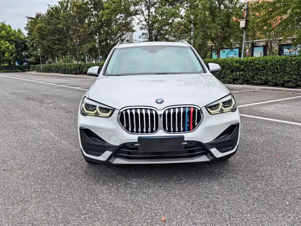 BMW X1 — фото 5