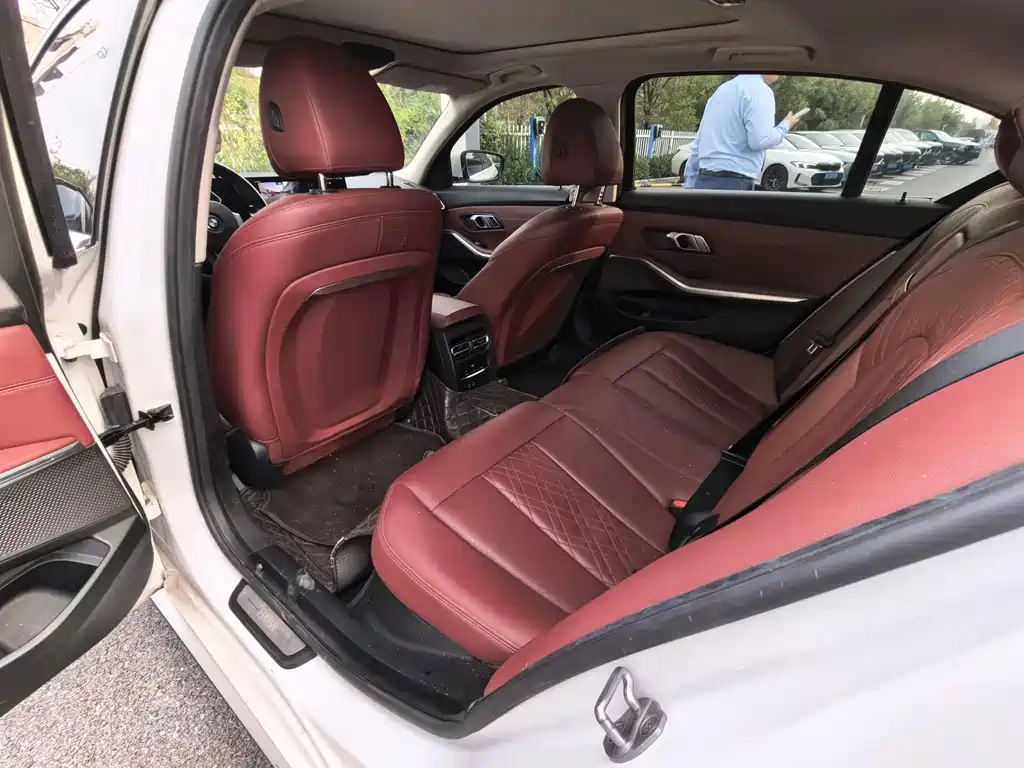 BMW i3 — фото 15