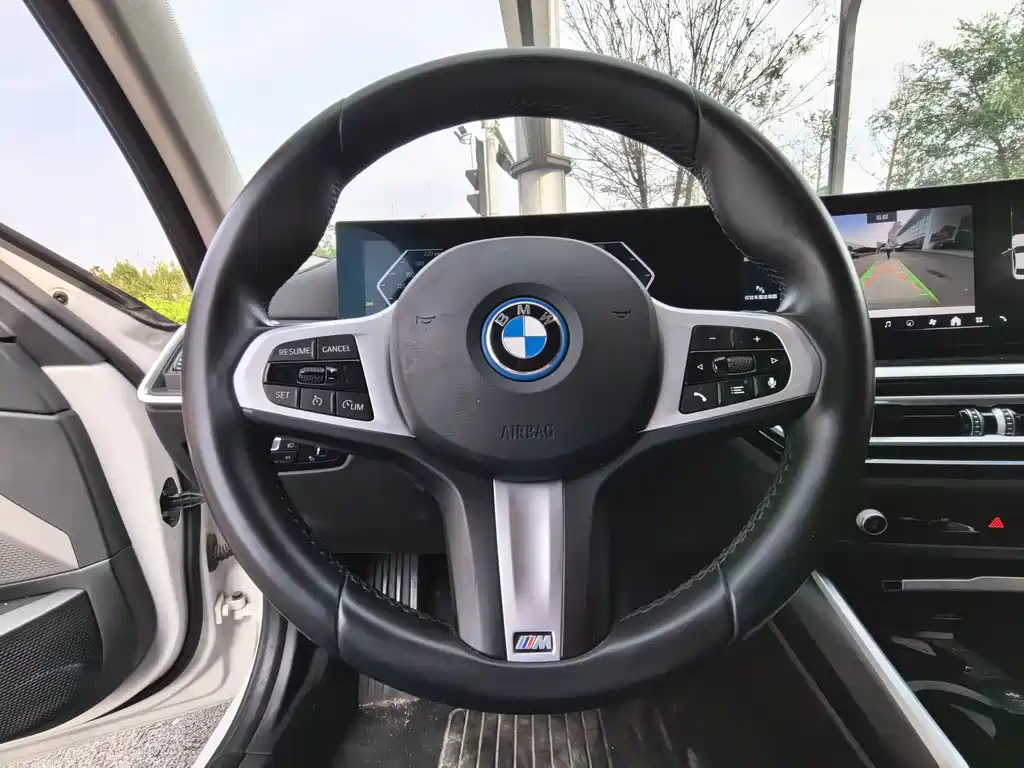 BMW i3 — фото 14