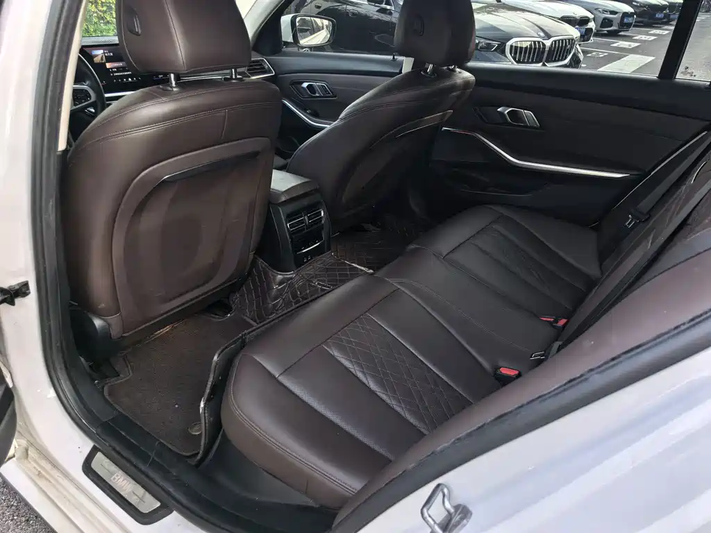 BMW i3 — фото 13