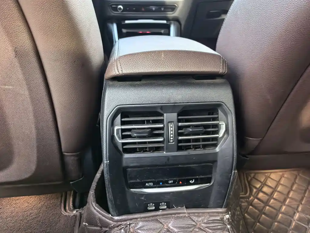 BMW i3 — фото 14