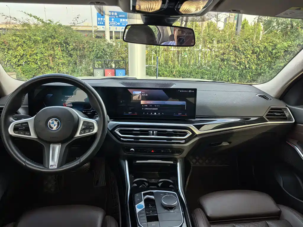 BMW i3 — фото 17