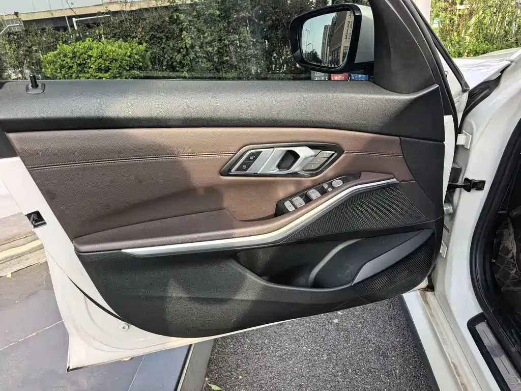 BMW i3 — фото 9