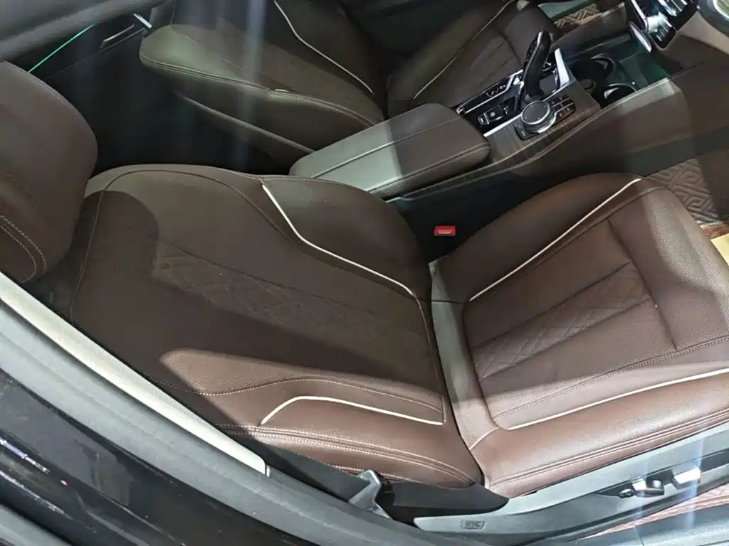 BMW 5 Series New Energy — фото 24