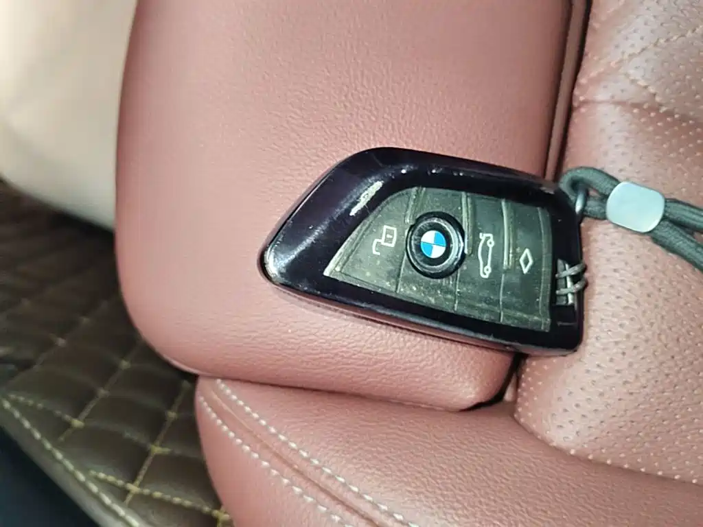 BMW i3 — фото 8