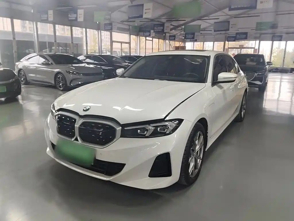 BMW i3 — фото 1