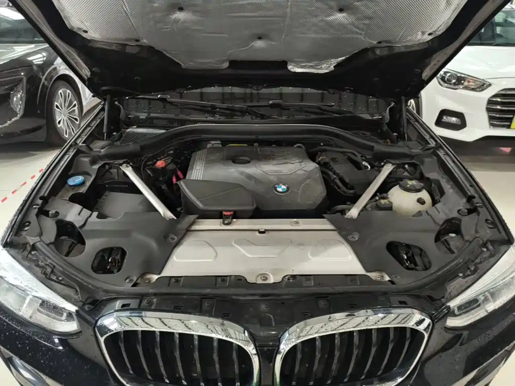 BMW X3 — фото 19