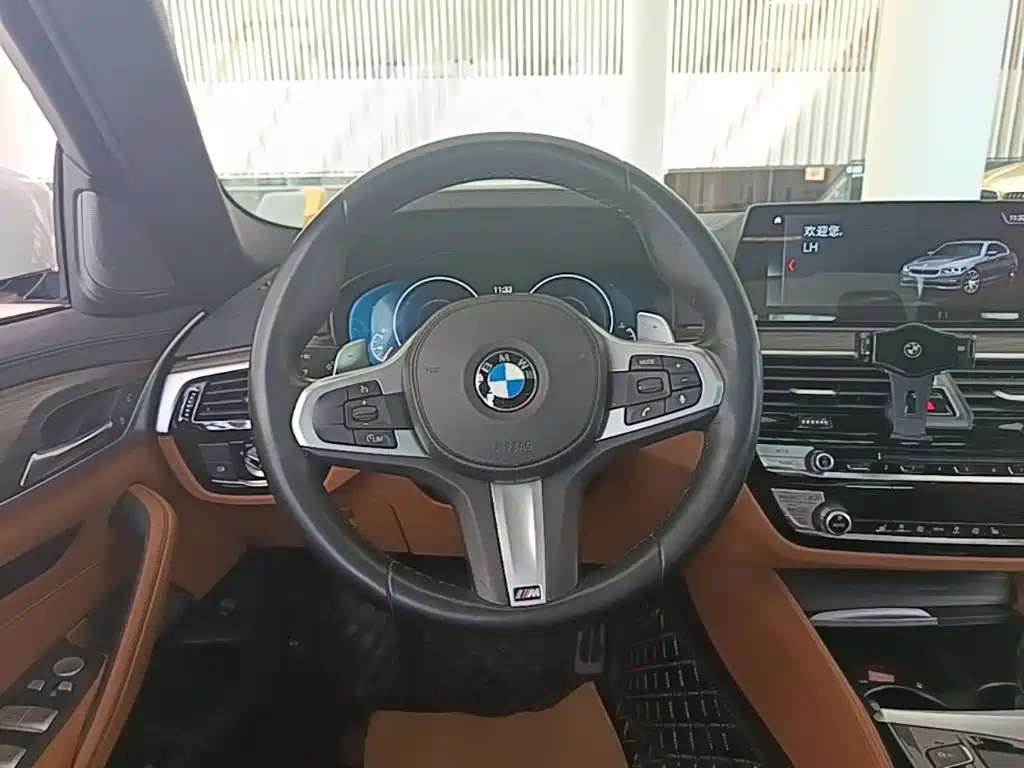 BMW 5 Series (Import) — фото 14
