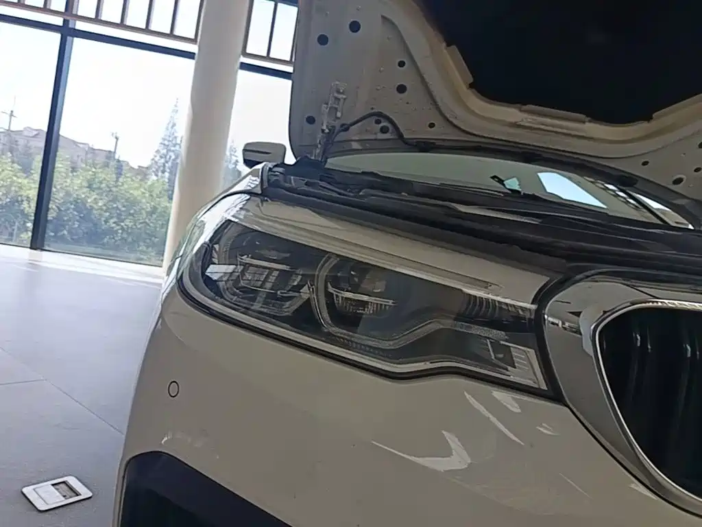BMW 5 Series (Import) — фото 10