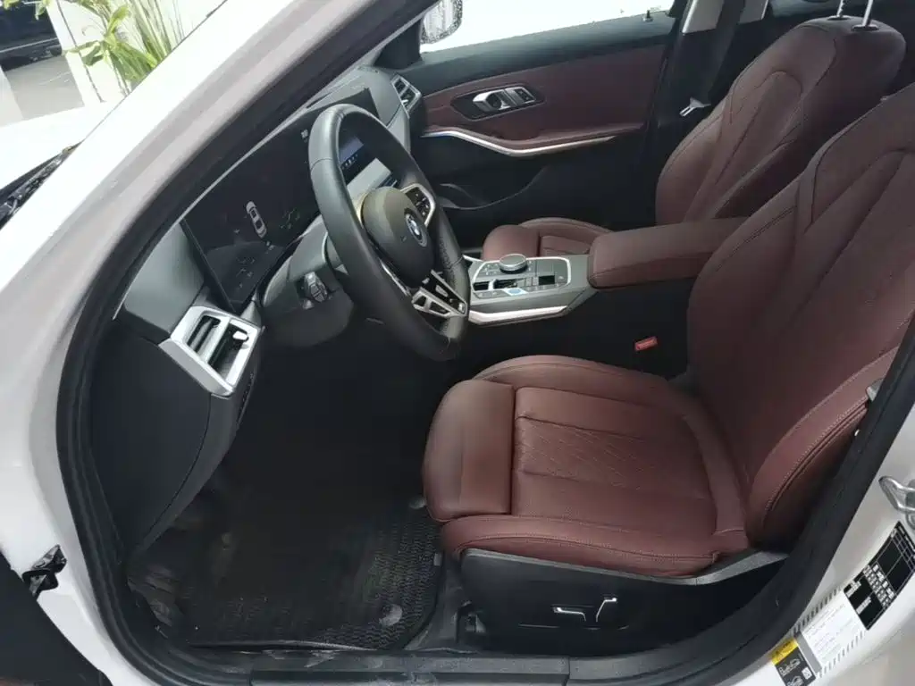 BMW i3 — фото 14
