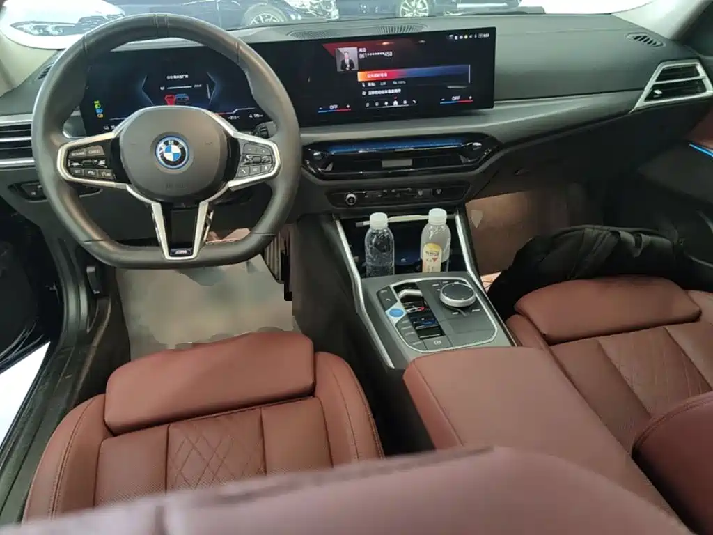 BMW i3 — фото 9