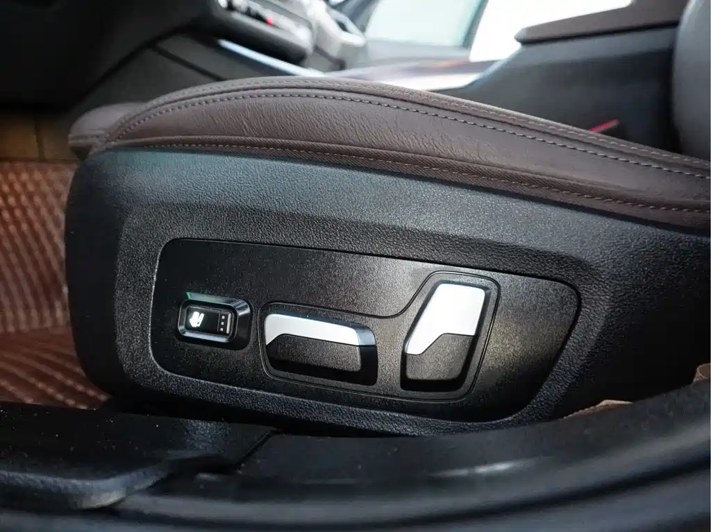 BMW 3 Series — фото 13