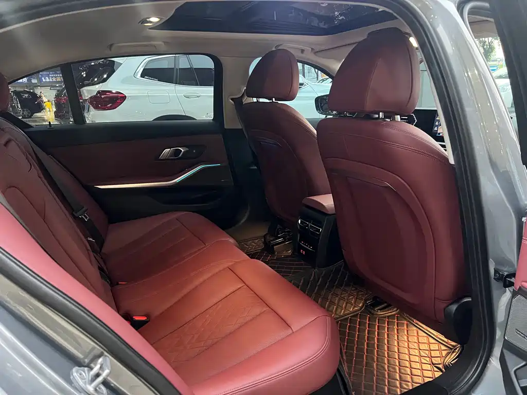 BMW 3 Series — фото 10