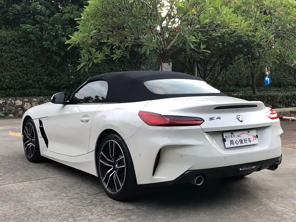 BMW Z4 — фото 7