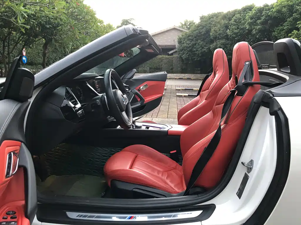 BMW Z4 — фото 9
