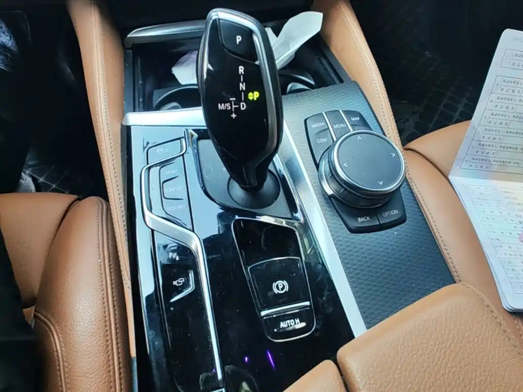 BMW 5 Series (Import) — фото 10