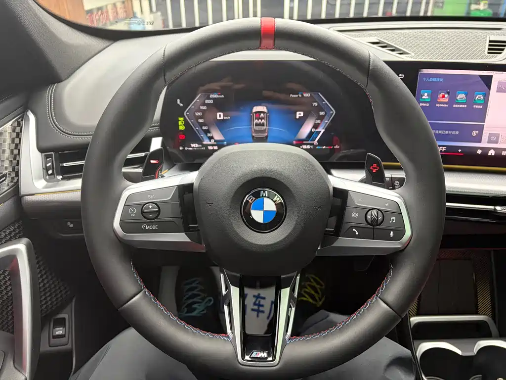 BMW X1 M35Li — фото 10