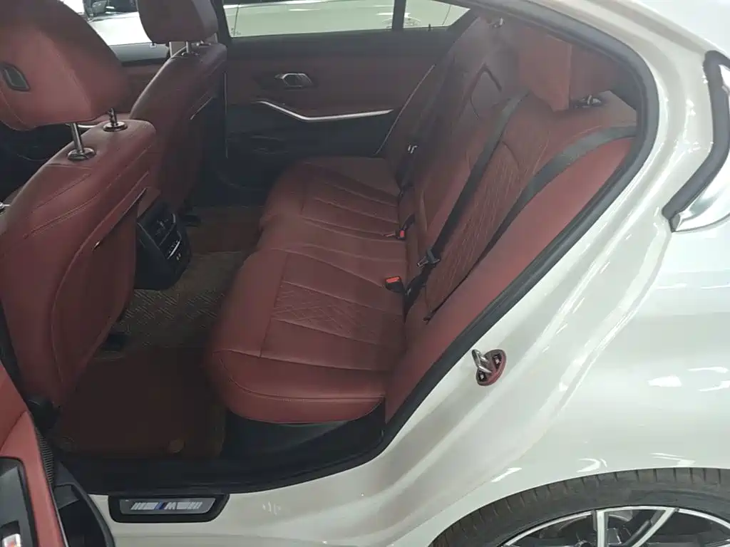 BMW 3 Series — фото 16