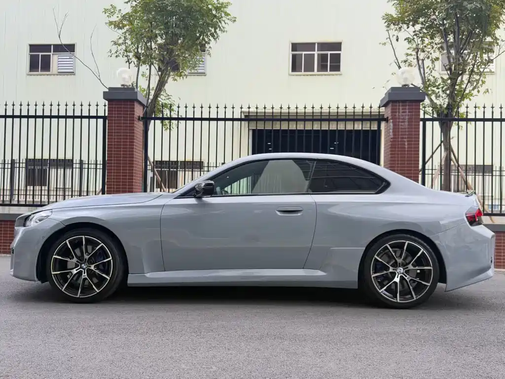 BMW M240i — фото 6