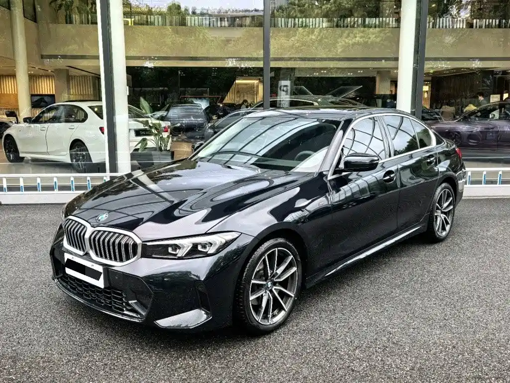 BMW 3 Series — фото 1