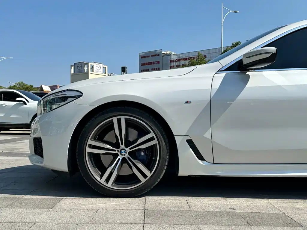 BMW 6 Series GT — фото 9