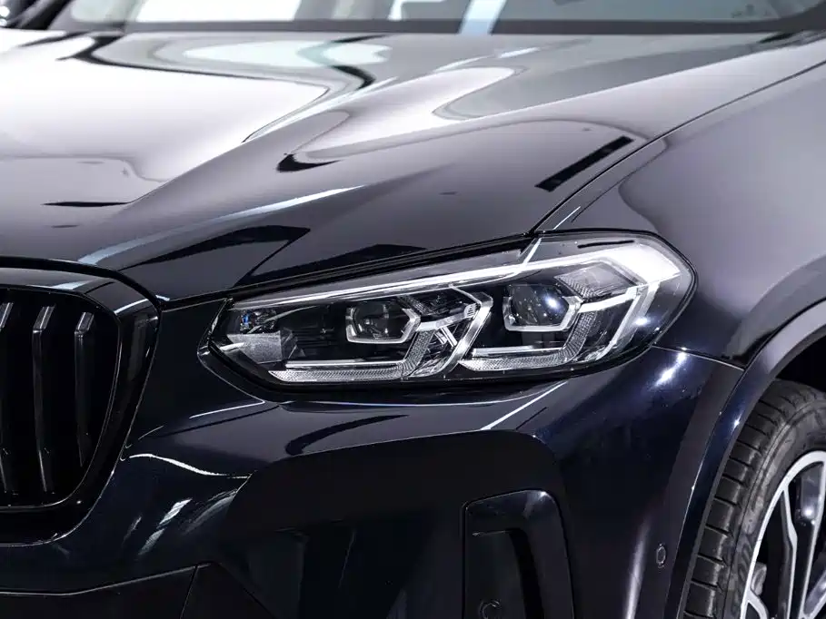BMW X3 — фото 10