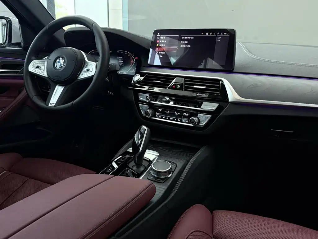 BMW 5 Series — фото 10