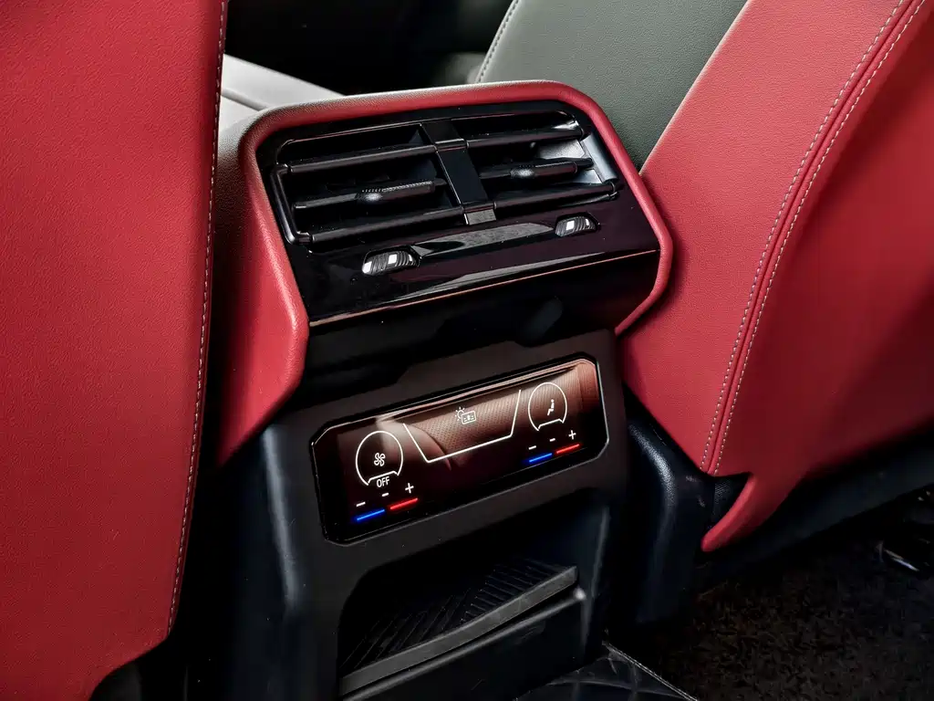 BMW 5 Series — фото 14