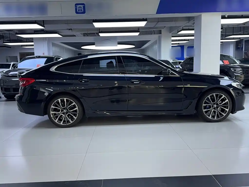 BMW 6 Series GT — фото 11