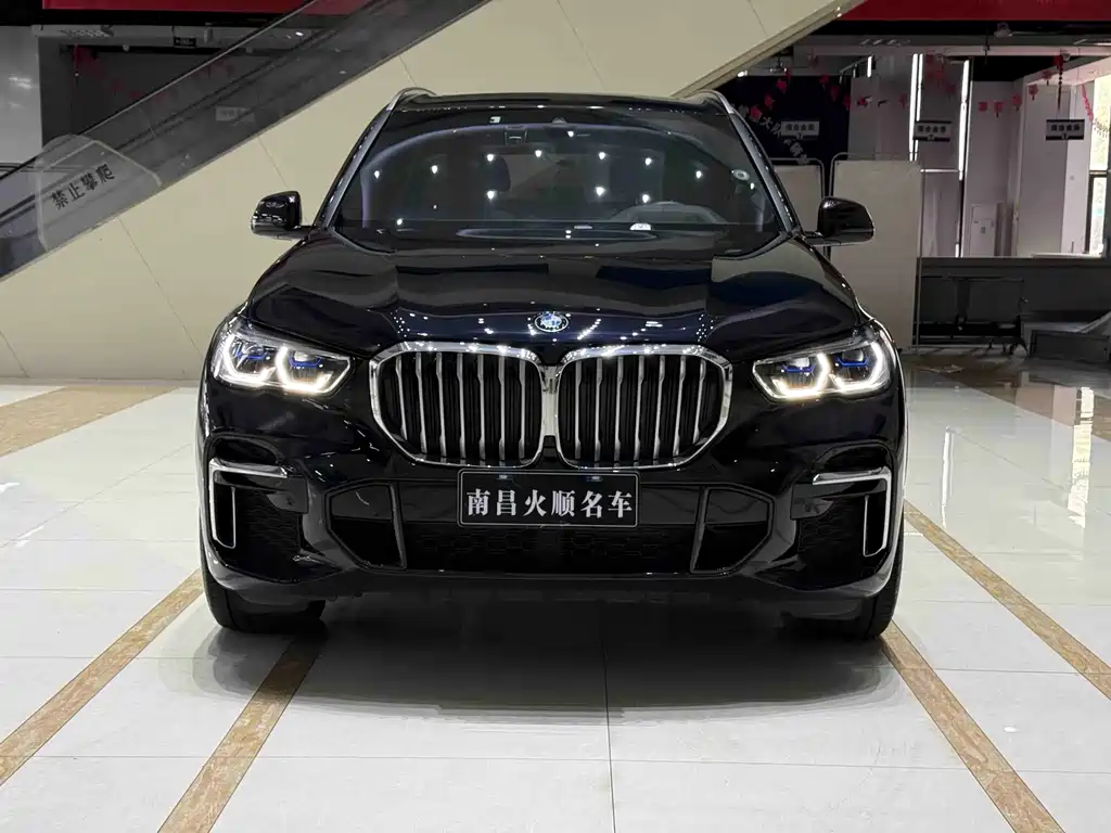 BMW X5 — фото 2