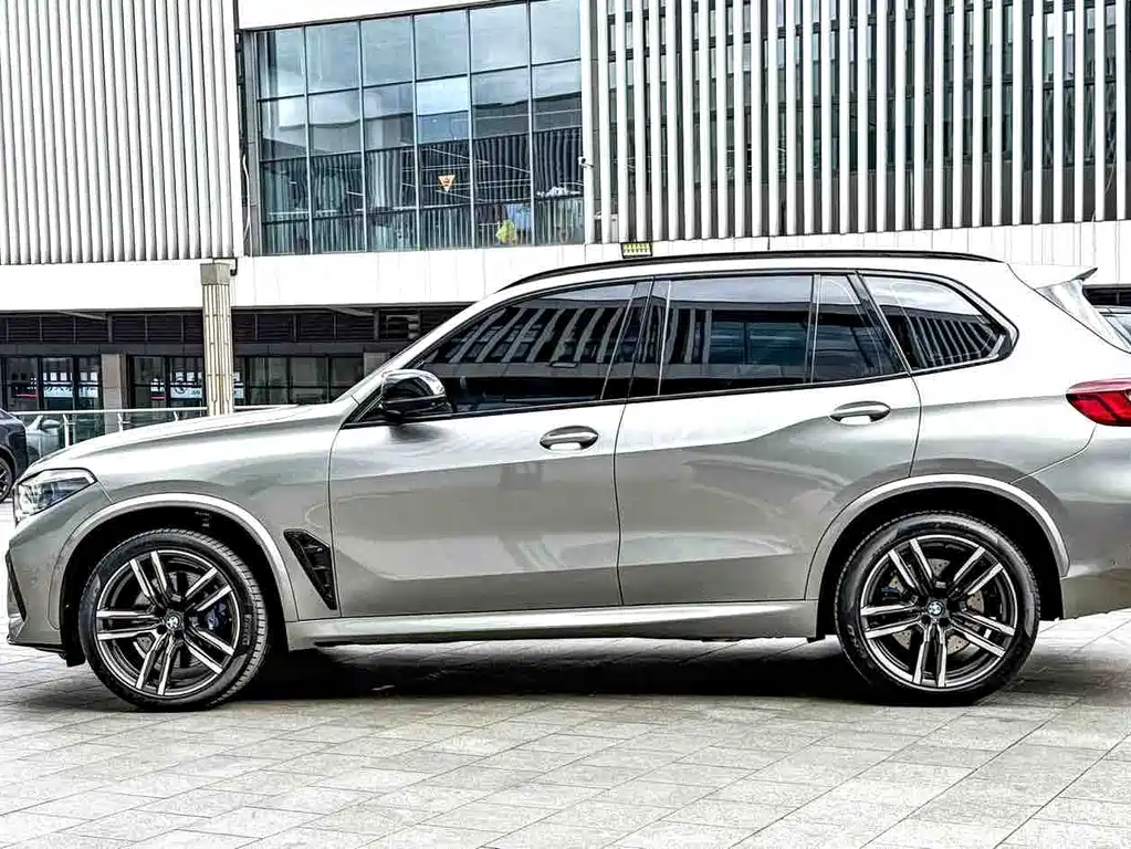 BMW X5 M — фото 7
