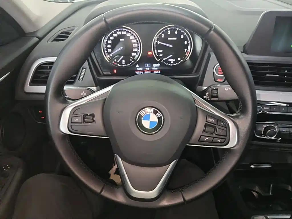 BMW 1 Series — фото 10
