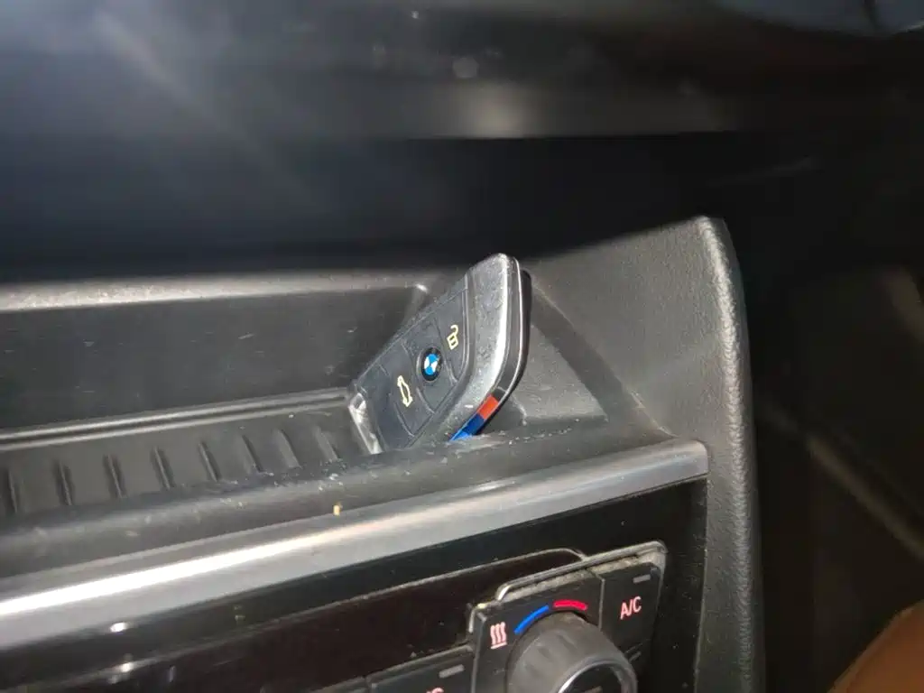 BMW 2 Series Active Tourer — фото 8