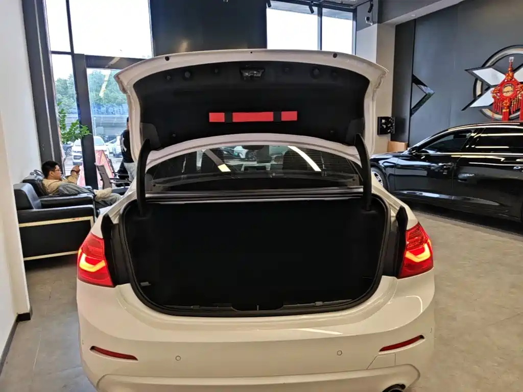 BMW 1 Series — фото 18