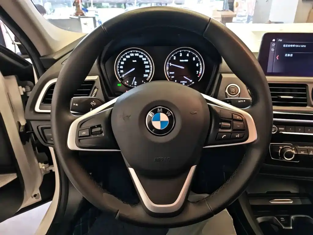 BMW 1 Series — фото 10
