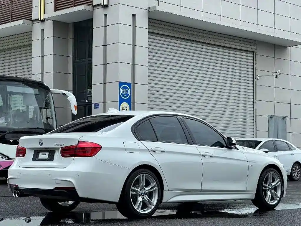 BMW 3 Series — фото 7