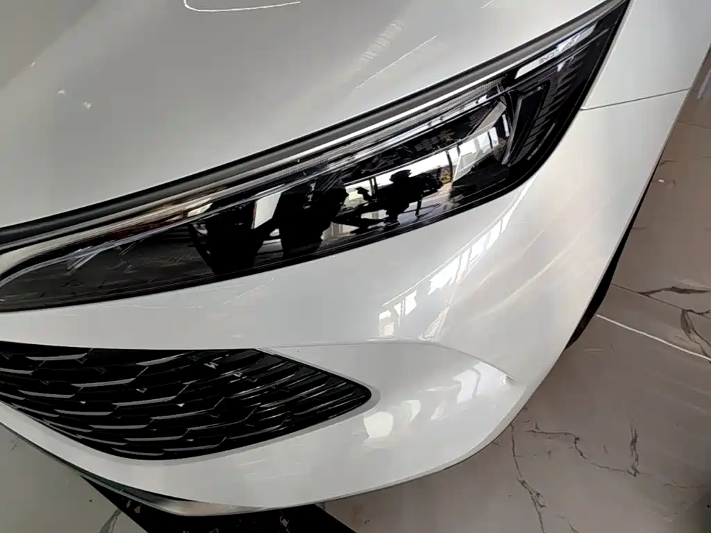 BYD Qin L — фото 23