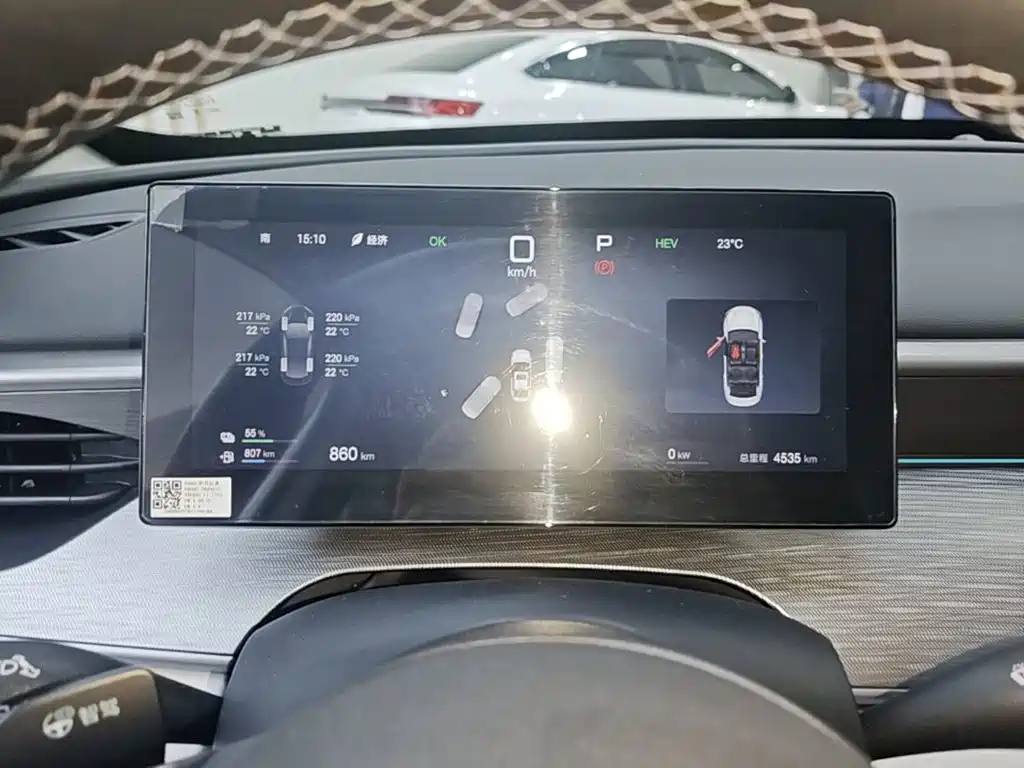 BYD Seal 05 DM-i — фото 11