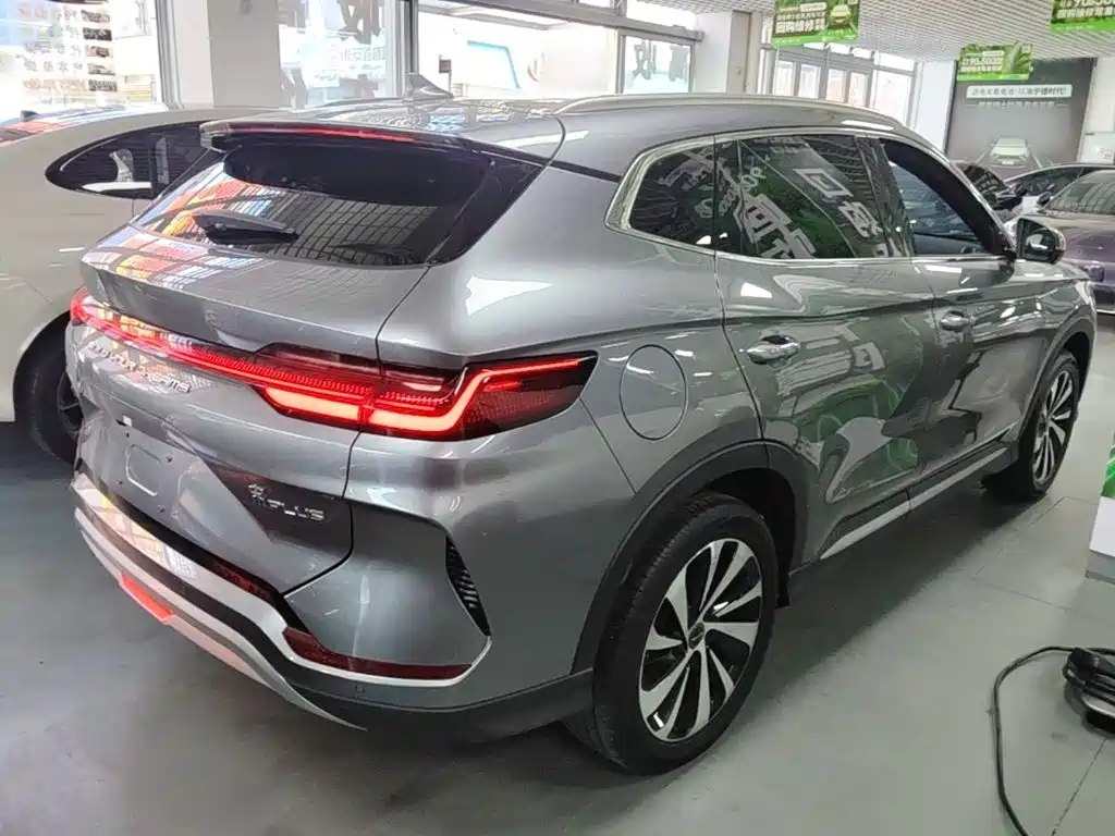 BYD PLUS New Energy — фото 6