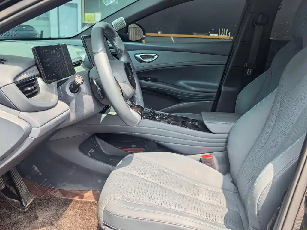 BYD Seal 06GT — фото 11