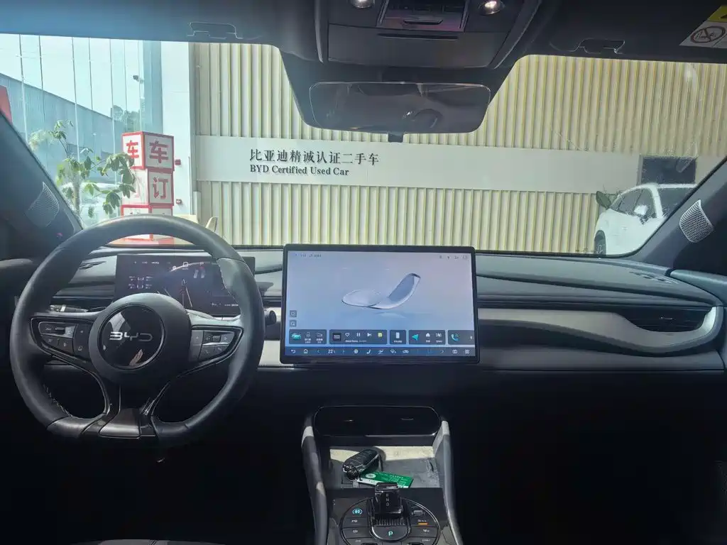 BYD Seal 06GT — фото 9