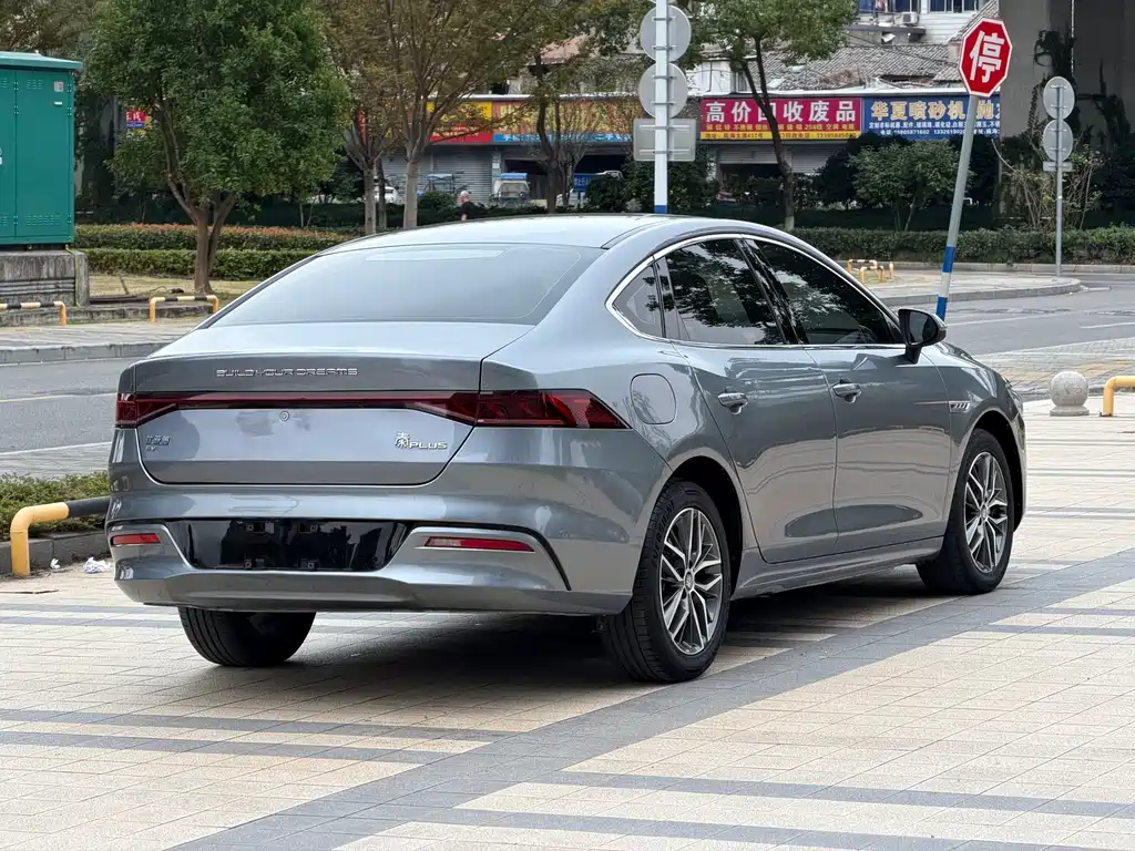BYD Qin PLUS — фото 10