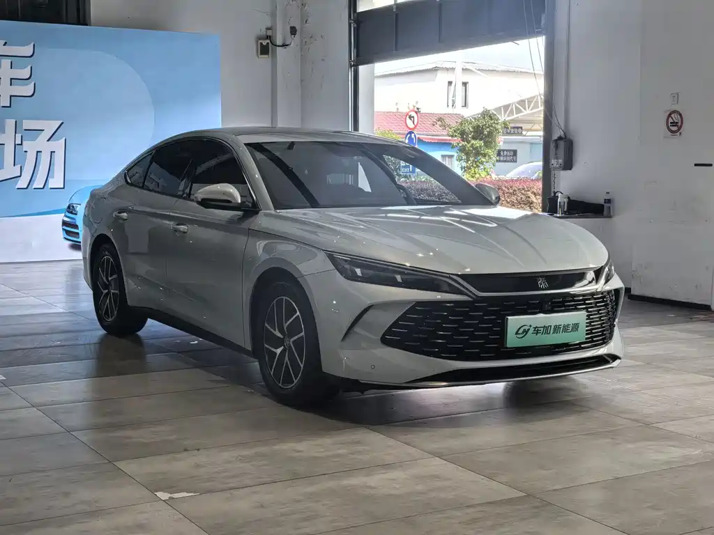 BYD Qin L — фото 3
