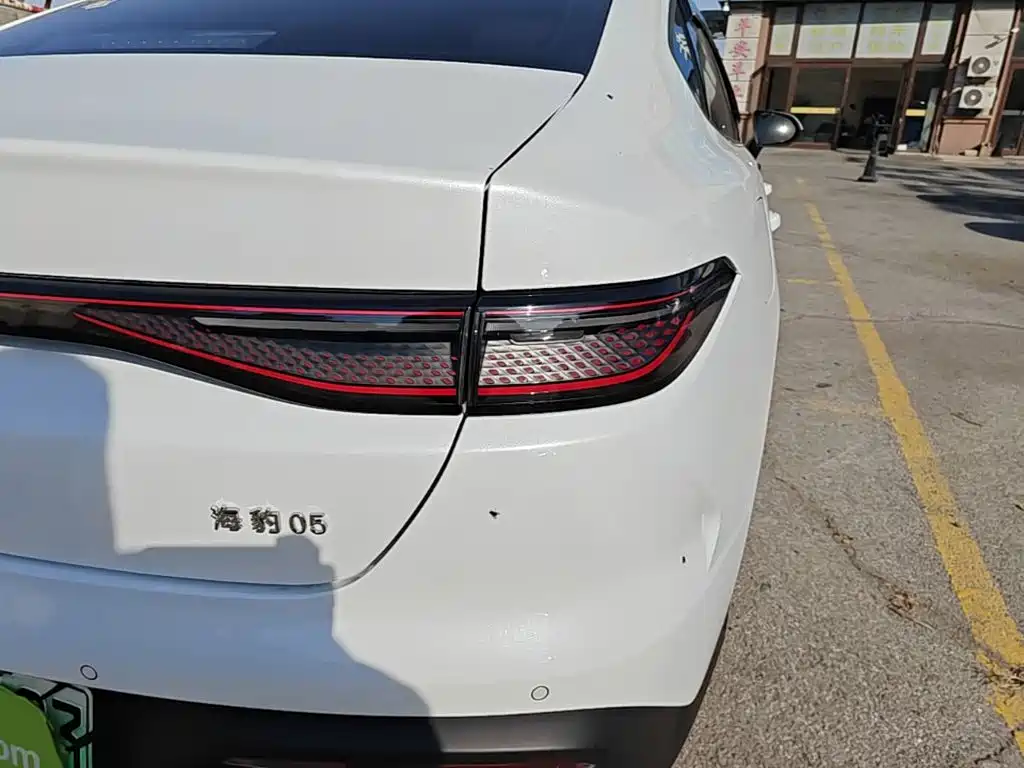 BYD Seal 05 DM-i — фото 7