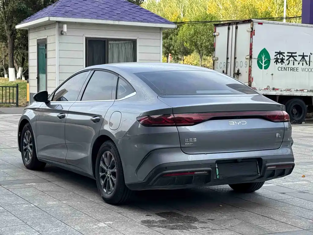 BYD Qin L — фото 6